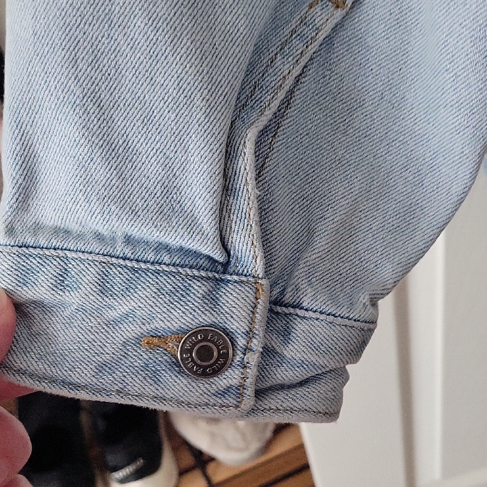 Wild Fable Light Blue Jean Jacket - Picture 6 of 8